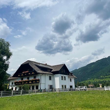 Landhaus Lungau سانكت مايكل ايم لون المظهر الخارجي الصورة